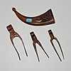Schuler Auktionen AG - Lot: Pulverhorn und 3 Kugelzangen