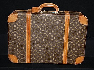 Schuler Auktionen AG - Louis Vuitton, Reisekoffer "Stratos 70"