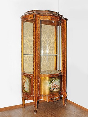 Schuler Auktionen AG - Vitrine