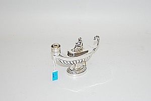 Schuler Auktionen AG - Öllampe