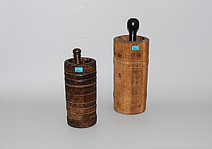 Schuler Auktionen AG - Lot: 2 Mörser mit Pistill