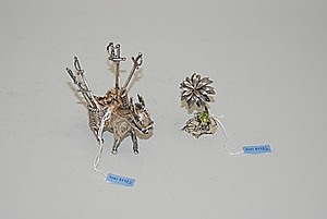 Schuler Auktionen AG - Lot: 2 Miniaturobjekte