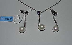 Schuler Auktionen AG - Set: Perlen-Saphir-Brillant Demi Parure