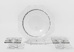 Schuler Auktionen AG - Schale und 1 Paar Kerzenstöcke, Lalique