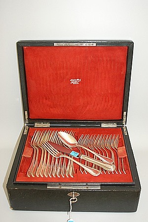 Schuler Auktionen AG - Besteckservice