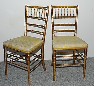 Schuler Auktionen AG - Ein Paar Stühle