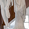 Schuler Auktionen AG - Grosse Figur "Sandalenlösende Venus"