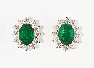 Schuler Auktionen AG - Smaragd-Brillant-Ohrstecker