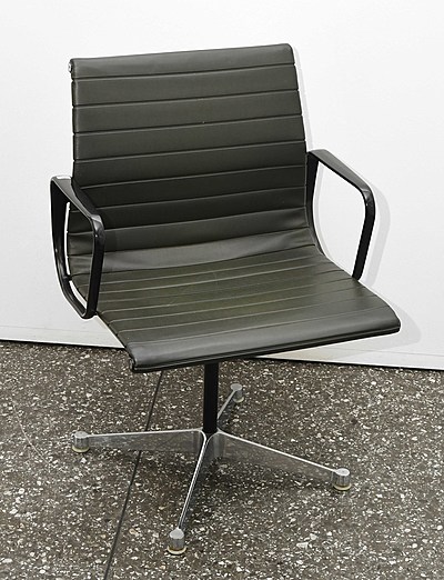 Schuler Auktionen AG - Eames, Charles und Ray