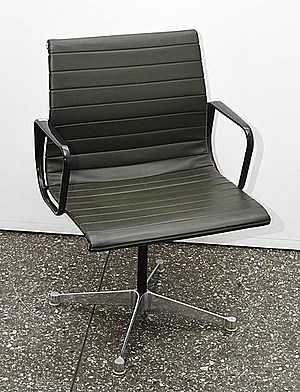 Schuler Auktionen AG - Eames, Charles und Ray