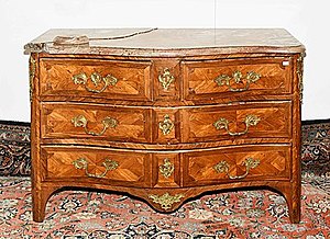 Schuler Auktionen AG - Kommode