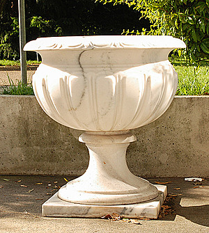Schuler Auktionen AG - Grosse Gartenvase