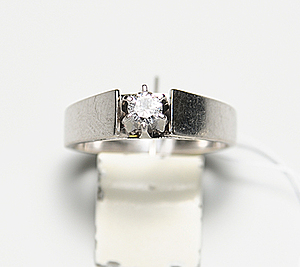 Schuler Auktionen AG - Brillant-Ring