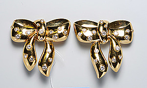 Schuler Auktionen AG - Schleifen-Ohrclips