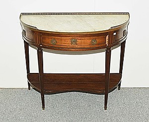 Schuler Auktionen AG - Anrichte