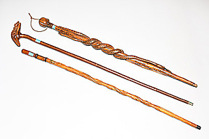 Schuler Auktionen AG - Lot: 3 Wanderstöcke