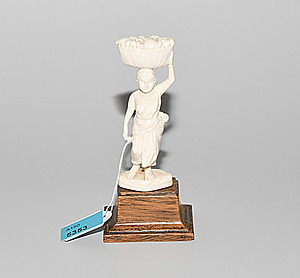 Schuler Auktionen AG - Elfenbeinfigur