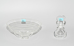 Schuler Auktionen AG - Lot: Schale und Flakon