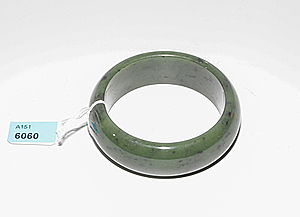 Schuler Auktionen AG - Jade-Armreif