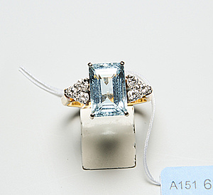 Schuler Auktionen AG - Aquamarin-Brillant-Ring