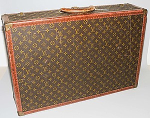 Schuler Auktionen AG - Louis Vuitton, Koffer "Bisten" 70