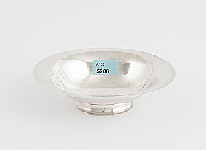 Schuler Auktionen AG - Kleine Fussschale, Georg Jensen
