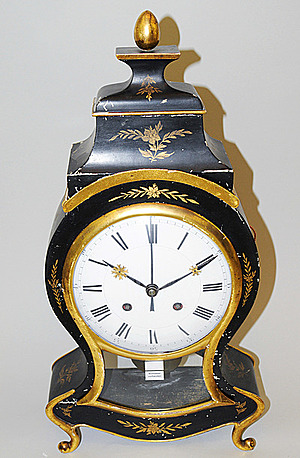 Schuler Auktionen AG - Pendule Sumiswald mit Sockel