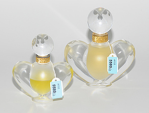 Schuler Auktionen AG - Lot: 2 Parfumflakons