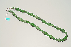 Schuler Auktionen AG - Jadekette