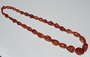 Schuler Auktionen AG - Bernstein-Kette