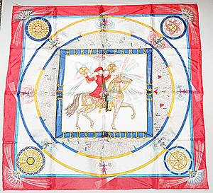 Schuler Auktionen AG - Hermès, Foulard "Feux d'Artifice"