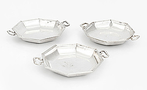 Schuler Auktionen AG - Set: 3 Henkelschalen