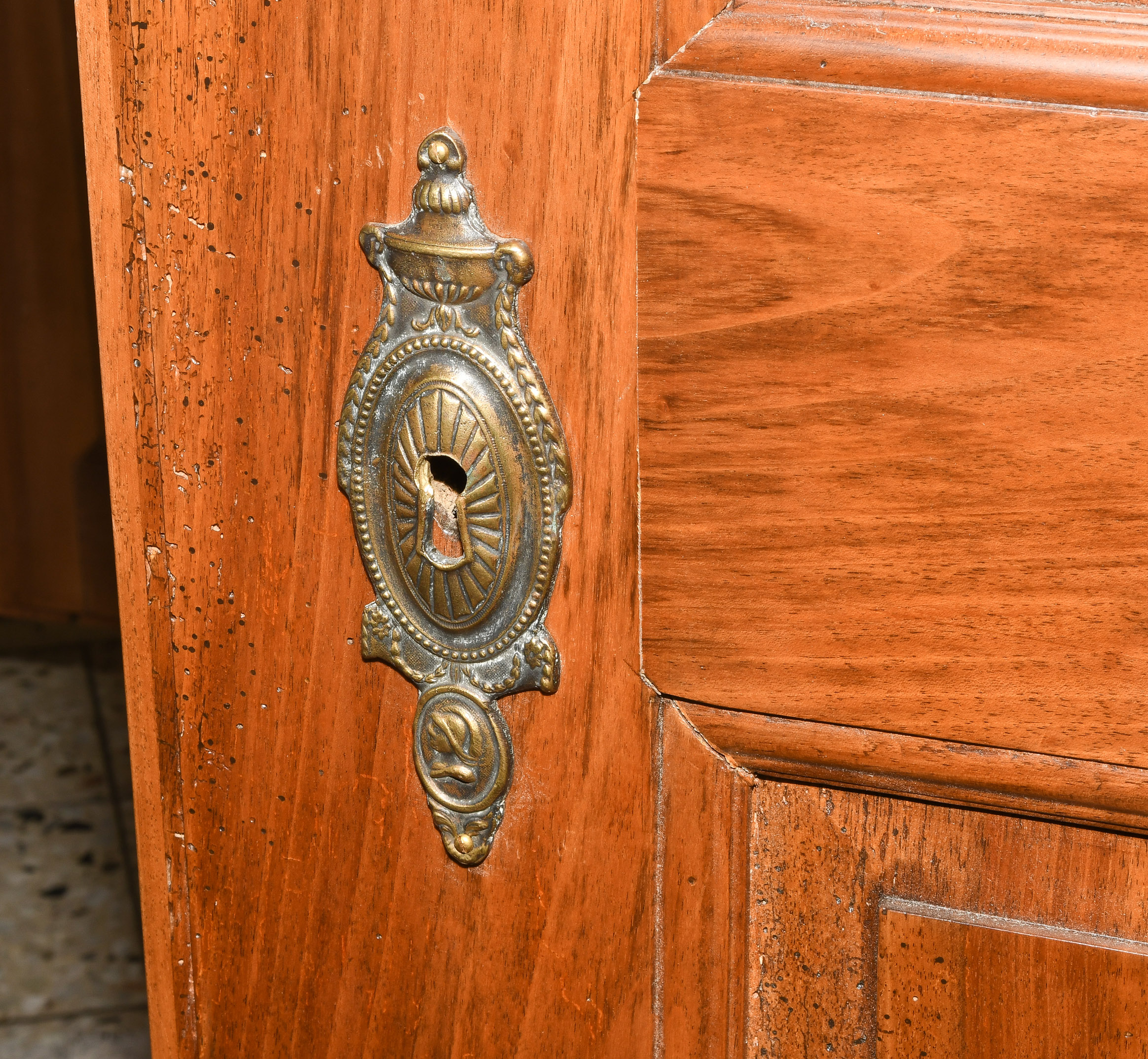 Schrank - Schuler Auktionen Zürich