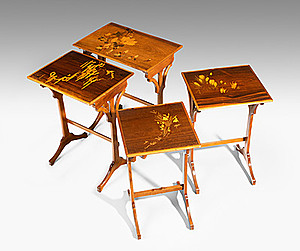 Schuler Auktionen AG - Satztisch