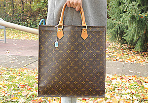 Schuler Auktionen AG - Louis Vuitton, "Sac Plat"
