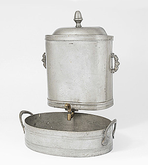 Schuler Auktionen AG - Giessfass mit Handbecken