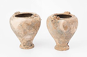 Schuler Auktionen AG - 1 Paar Terrakotta Situlae