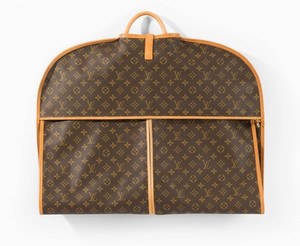 Schuler Auktionen AG - Louis Vuitton, "Housse porte-habits"