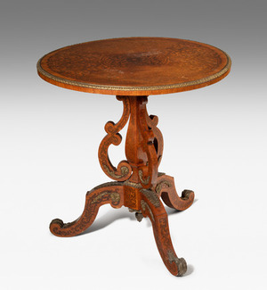 Schuler Auktionen AG - Gueridon