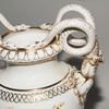 Schuler Auktionen AG - Meissen, Schlangenhenkelvase