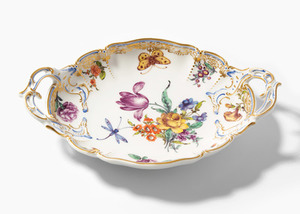 Schuler Auktionen AG - Nymphenburg, Henkelschale "Cumberland"