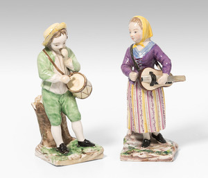 Schuler Auktionen AG - Figurenpaar "Trommler und Lautenspielerin"