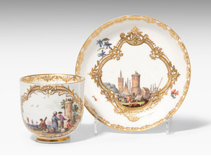 Schuler Auktionen AG - Meissen, Tasse mit Untertasse