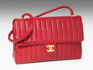 Schuler Auktionen AG - Chanel, Schultertasche