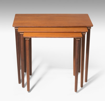 Schuler Auktionen AG - Mid-Century, Dreisatztisch