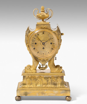 Schuler Auktionen AG - Wiener Kommodenuhr