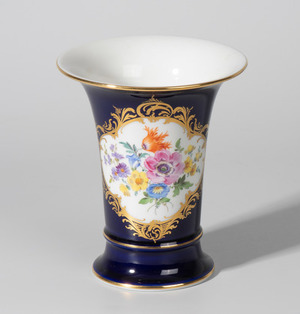 Schuler Auktionen AG - Meissen, Vase