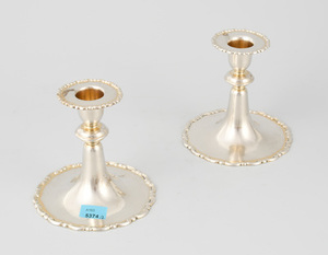 Schuler Auktionen AG - 1 Paar Kerzenstöcke