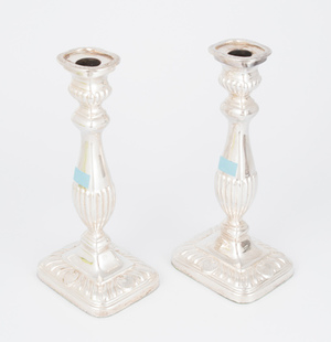 Schuler Auktionen AG - 1 Paar Kerzenstöcke