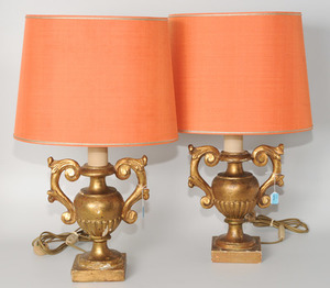 Schuler Auktionen AG - 1 Paar kleine Altarvasen